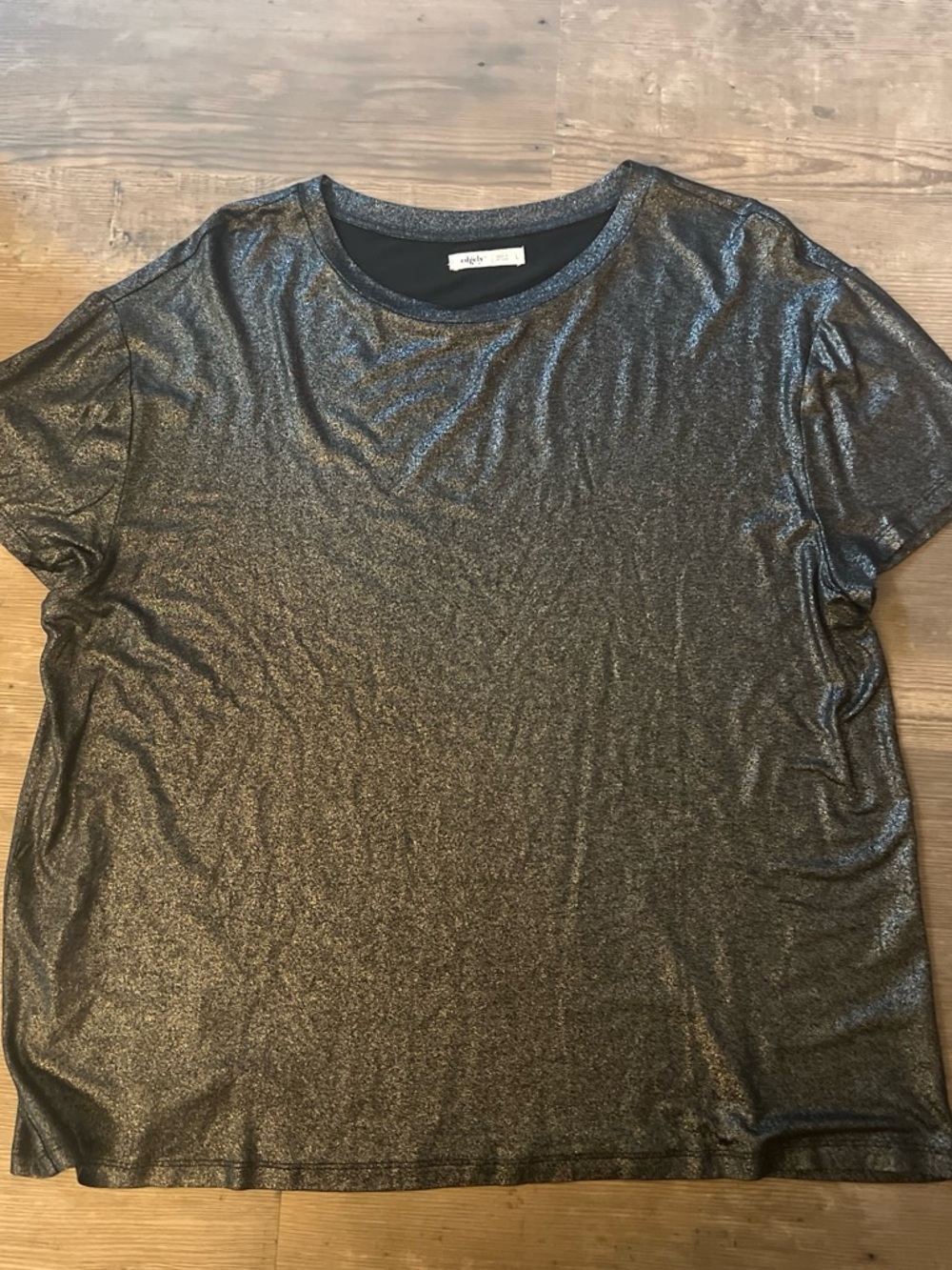 Metallic Black Short Sleeve Crewneck Tee by Chelsea & Violet